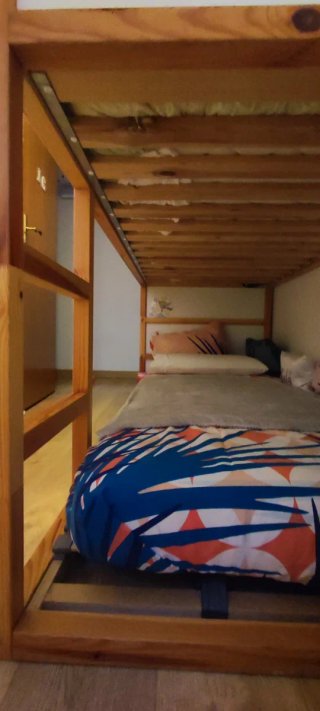 Litera Kura Ikea + somier