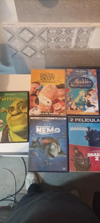 Lote 5 Películas DVD Shrek, Nemo, Aladdin, Snoopy,