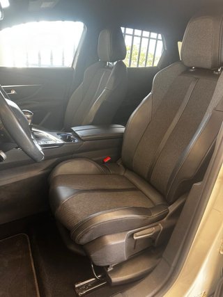 Peugeot 3008 2020