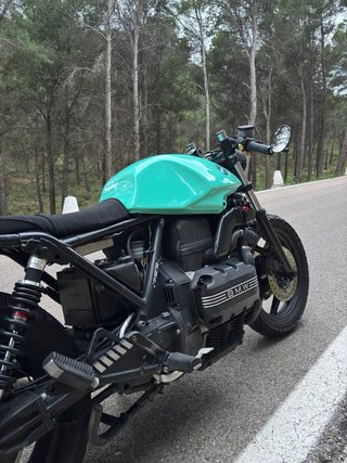 BMW K75 cafe racer verde agua