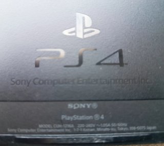 Consola PS4 Fat Negra Para piezas.