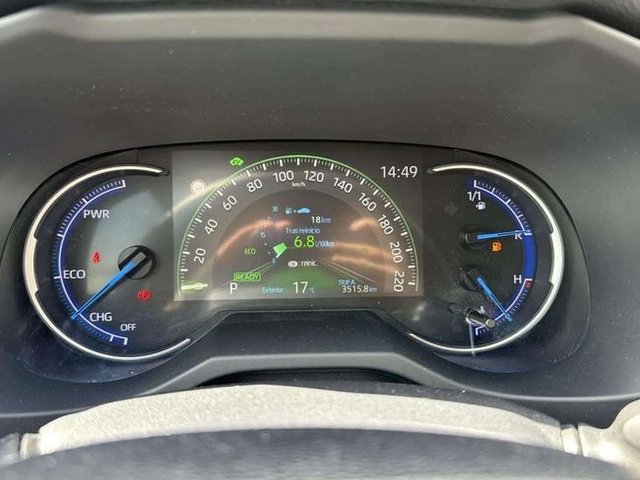 Toyota Rav4 2.5l 220H Advance