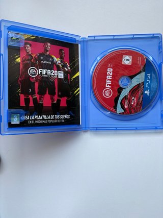 Lote 4 Giochi PS4: FIFA 17, 20, F1 2016, NBA 2K20