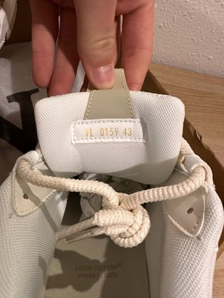 Louis Vuitton Skaters Talla 43 Beige/Blanco