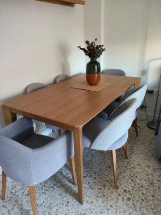 Mesa de comedor extensible de madera