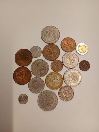 Lote de 15 Monedas Mexicanas Variadas