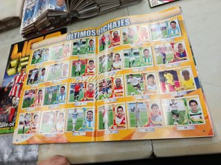 Álbum cromos Liga BBVA 2011-2012 Incompleta leer