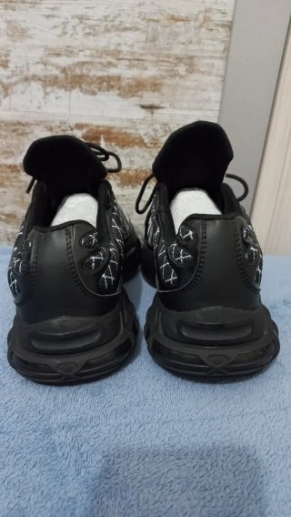 Zapatillas deportivas talla 43