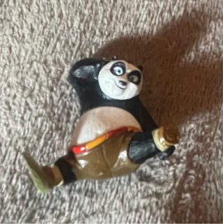 2 Figuras Kung Fu Panda Kinder