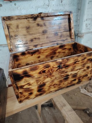 Baúl de madera hecho a mano 36x66x29cm