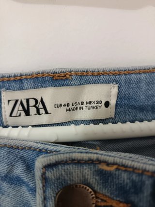Pantalón vaquero Zara tiro alto