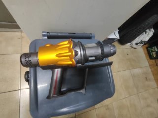 2 aspirapolvere Dyson