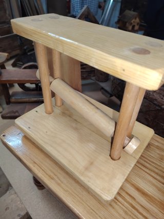 Servilletero de madera hecho a mano