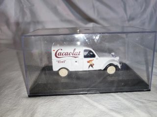 CICTROEN 2CV FURGONETA CACAOLAT LETONA 1:43 ALTAYA