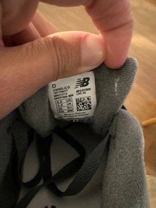 Tenis New Balance 9060 Grises