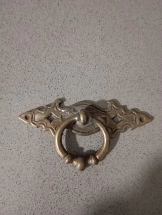 Tirador antiguo dorado anilla metal