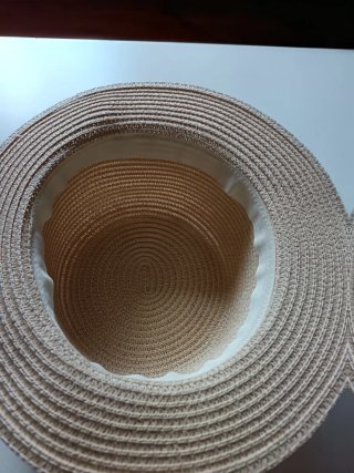 Sombrero de paja beige