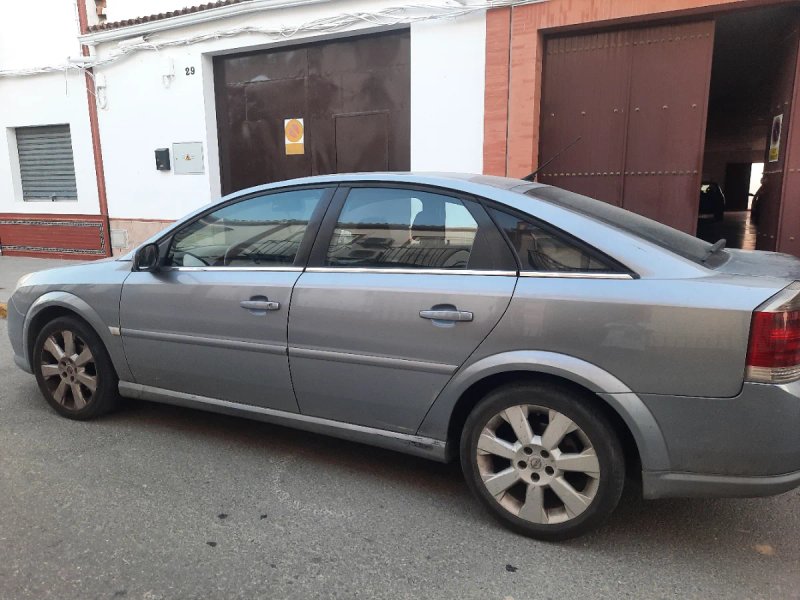 Opel Vectra 2006 - foto 1