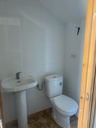 Oficina/local comercial + nave en casco urbano