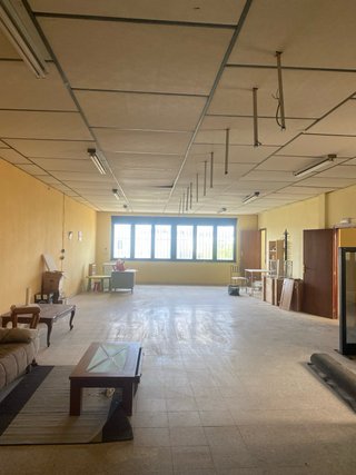 Oficina/local comercial + nave en casco urbano
