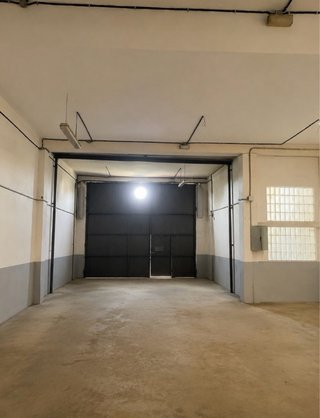 Oficina/local comercial + nave en casco urbano