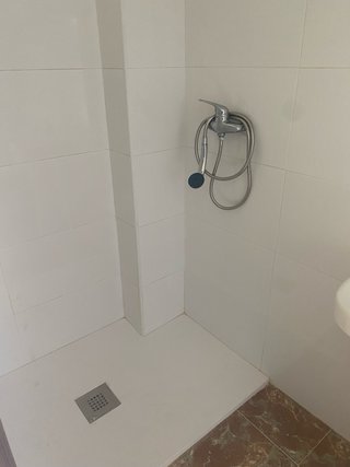 Oficina/local comercial + nave en casco urbano