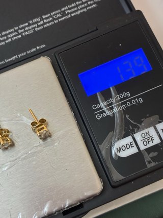 Pendientes Oro 18k Diamantes 1.05Ct Naturales