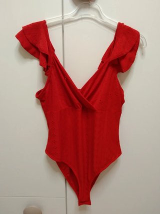 Body rojo talla L (38/40)