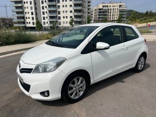 Toyota Yaris 2011