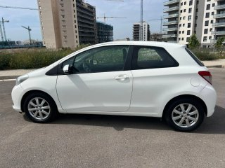 Toyota Yaris 2011