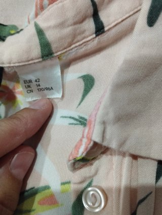 Blusa sin manga floral