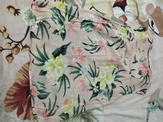Blusa sin manga floral