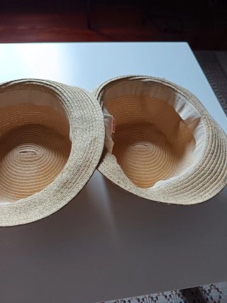 Sombreros de paja para niña