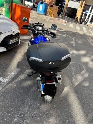 Yamaha V-Strom 650
