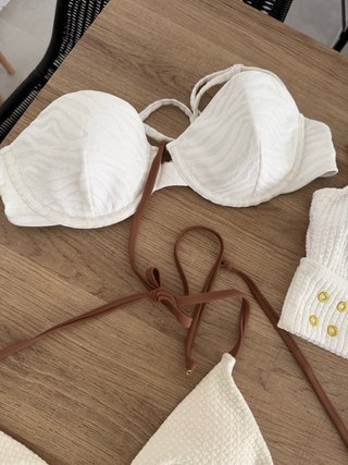 Set bikini e costumi da bagno beige/bianco