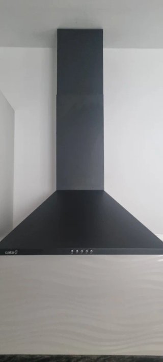 Campana extractora Cata negra