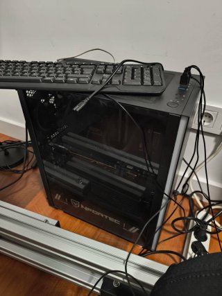 Simulador Simracing FANATEC Completo + PC Incluido