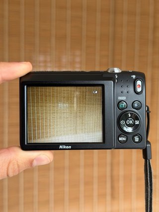 Nikon Coolpix S2600 Cámara Digital Roja