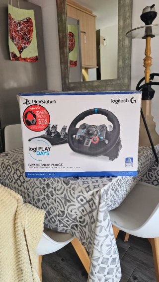Volante Logitech G29 Driving Force PS4