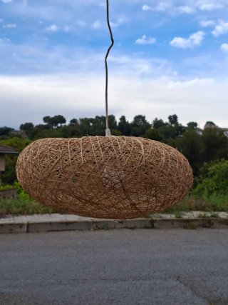 Lámpara colgante de mimbre
