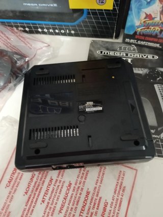 Sega Mega Drive II + Street Fighter II
