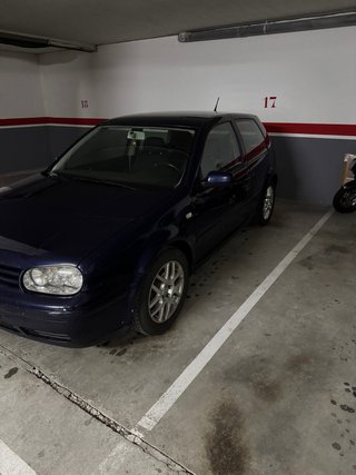 Volkswagen Golf 2004