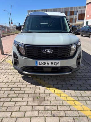 Ford Tourneo Connect 2025