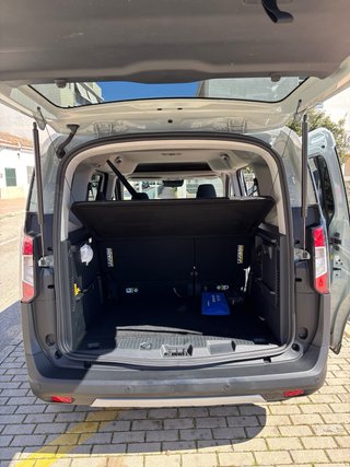 Ford Tourneo Connect 2025