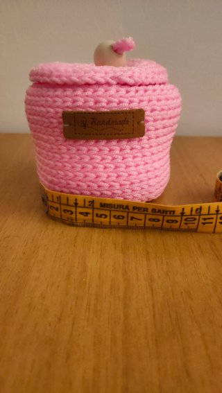 Cestino uncinetto rosa fatto a mano