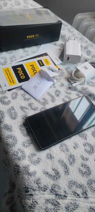 POCO F3 5G Negro/Plateado - Como Nuevo