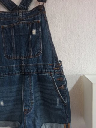 Peto vaquero Bershka corto
