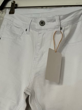 Pantalón vaquero blanco mujer flare