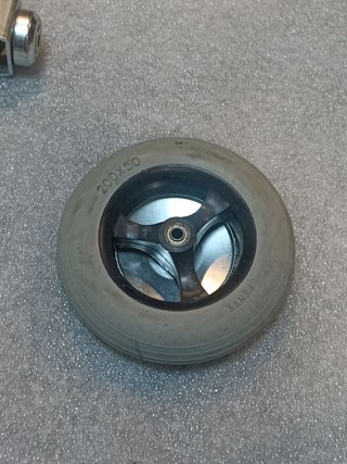 2 ruedas 200x50