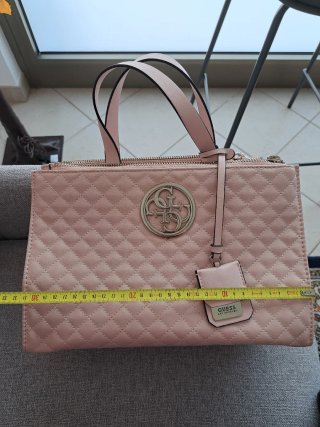 Borsa Guess rosa trapuntata